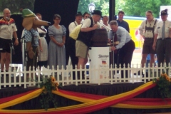 2005: Mayor Richard taps the keg