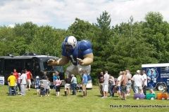 2008 BBQ Ribfest: waiting for autographs