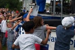 2008 BBQ Ribfest: ...The toss and the scramble...