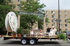Williams Woodland Park Neighborhood float