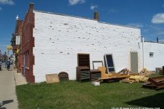 04/08/2009: South side of Hyde Bros. Books