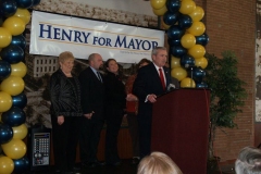 Mayor Tom Henry