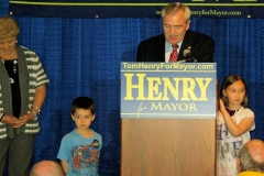 Sandy Kennedy, Mayor Tom Henry and his grandchildren