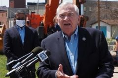 Fort Wayne Mayor Tom Henry