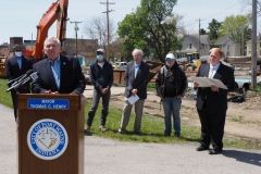 Fort Wayne Mayor Tom Henry