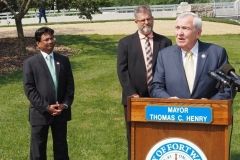 Fort Wayne Mayor Tom Henry