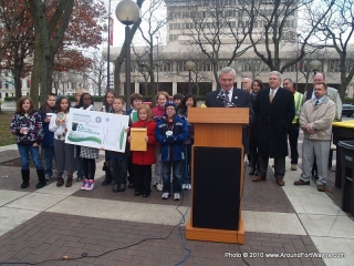 2010/11/15: Recycling press conference