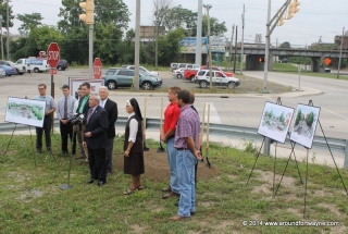 Fairfield/Ewing roundabout