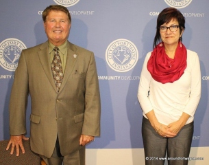 Geoff Paddock and Pam Holocher