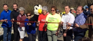 2016/04/16: Ribbon cutting