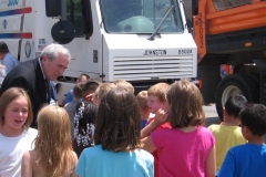 2010/05/20: Mayor Henry with Franke Parke Elementary students