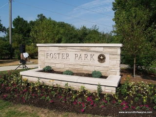 2012/06/28: New Foster Park entrance sign