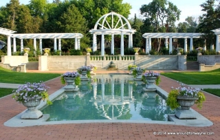 Lakeside Park Rose Gardens