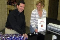 Wrapping gifts at Glenbrook Square Mall