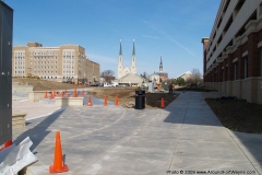 2009/04/09: Sidewalk