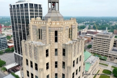 The top of the Lincoln Tower