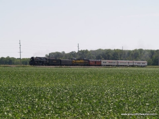 2012/07/11: The NKP 765 south of Yoder Indiana