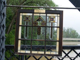 2010/05/22: Judi Wire's window