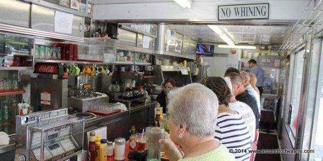 Last call for Cindy’s Diner… Busy last day at Cindy's Diner