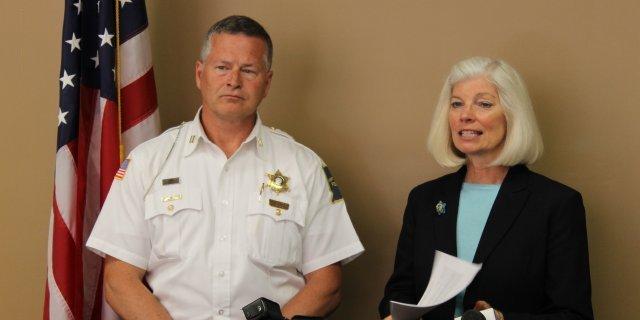 Craigslist Robberies news conference audio and video Captain Tom Bandor and Allen County Prosecuting Attorney Karen Richards