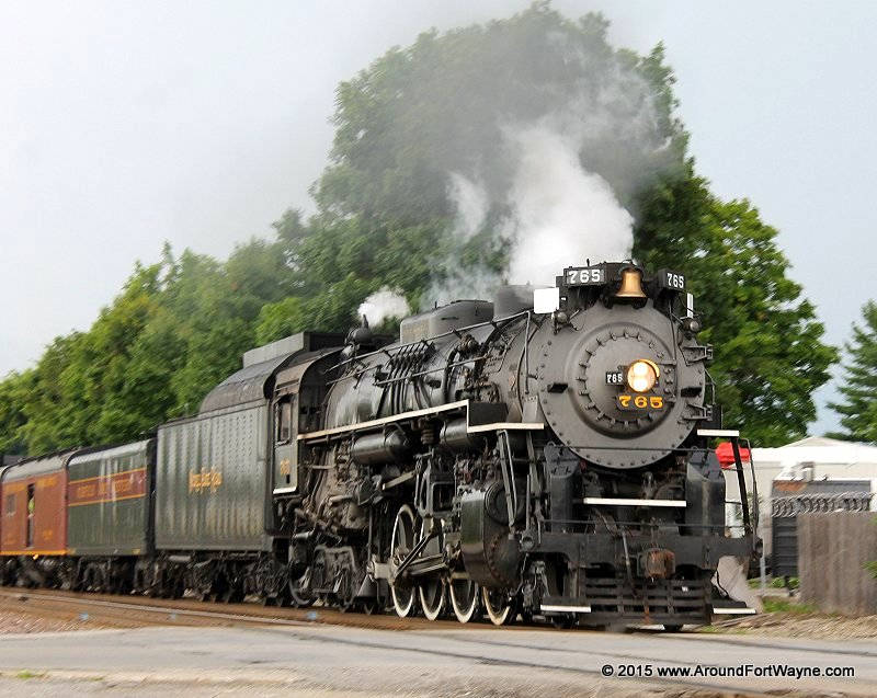 NKP 765 through Brooklyn Avenue – photos and video NKP 765 through Brooklyn Avenue