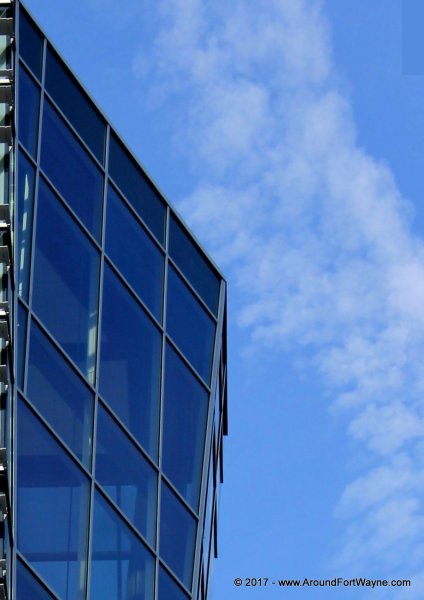 Windows, windows, and more windows! Ash Skyline Plaza building on February 6, 2017.