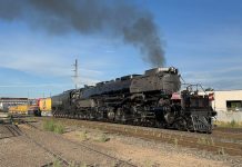 Big Boy Steam Locomotive coming through Fort Wayne Indiana!